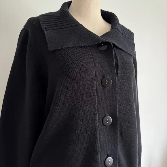 Caroll Reed - Black Button Cardigan - Picture 4 of 8